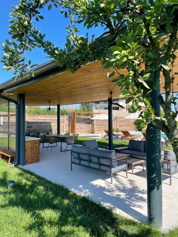 וליקי פרסלב Mutafova Guest House מראה חיצוני תמונה